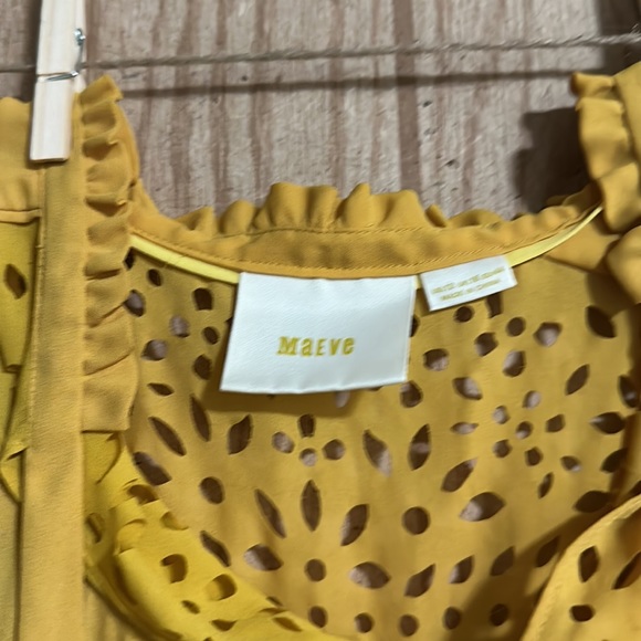 MAEVE by Anthropologie woman’s mustard sleeveless ruffle collar blouse - Picture 8 of 8